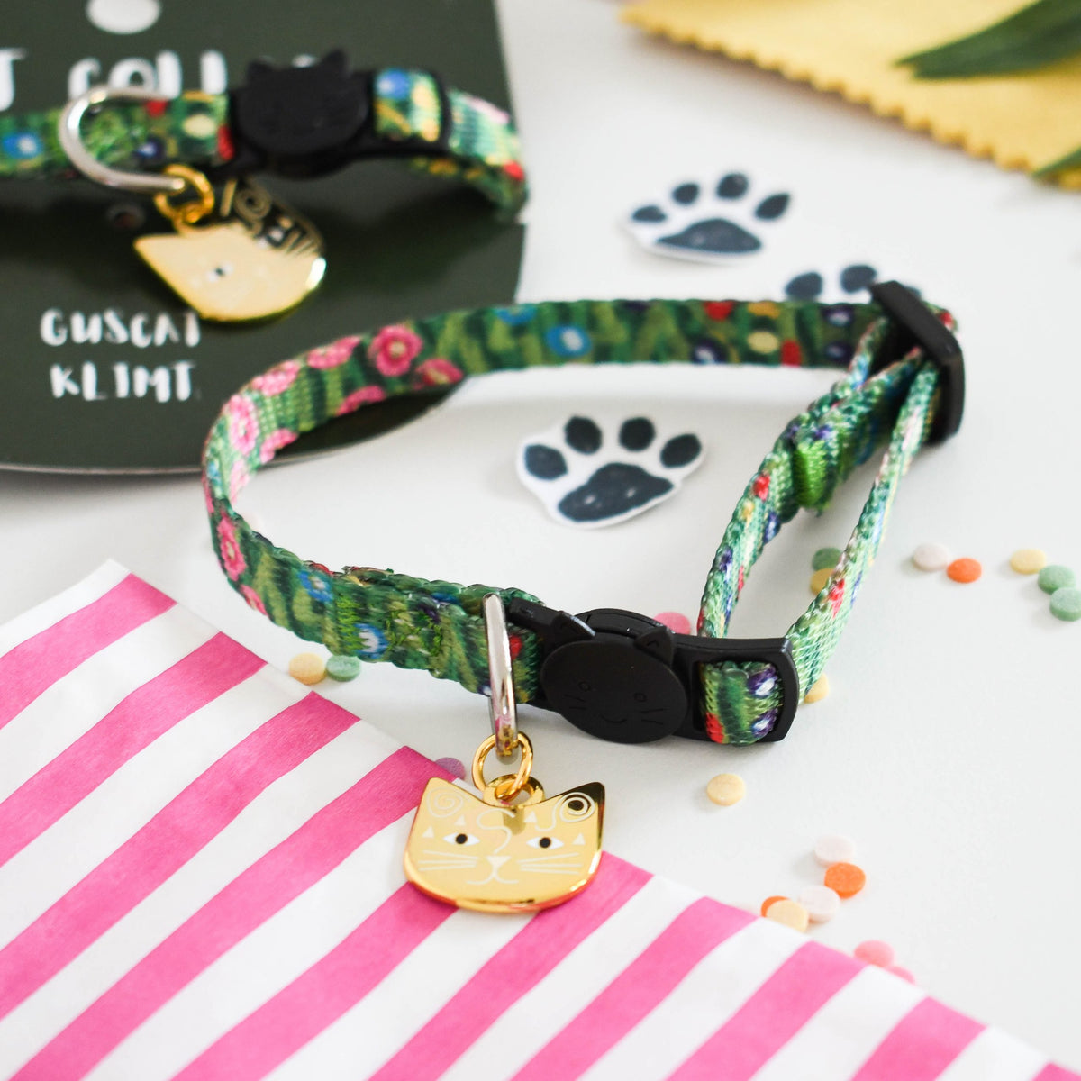 Niaski Guscat Klimt Artist Cat Collar